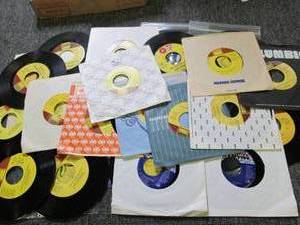 31 stevie wonder 45 records...