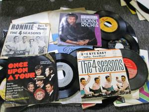 60 R&Bsoul 45 records all top arti...