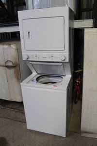 lot 310 image: 2019 Frigidaire FFLE3900UW0 Electric Clothes WasherDryer Combo