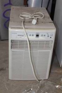 lot 314 image: 2012 Electrolux FRA084Kt7 AC Unit