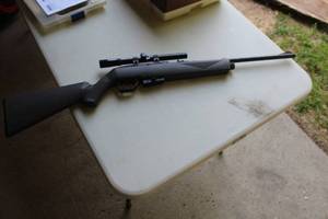 lot 349 image: Crosman 1977 .177 Cal Pellet Rifle with Scope