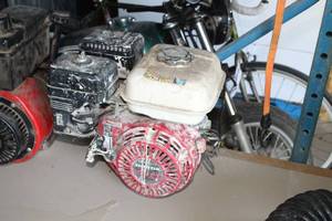 lot 302 image: Honda Gas GX120 4.0 Engine