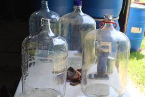 lot 254 image: Lot of (2) Glass Bottles - 6.5-Gallon, 5-Gallon