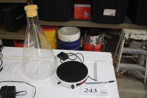 lot 243 image: Yeast Starter - 5000ml Flask, Stir Bar, Vortex Stir Plate