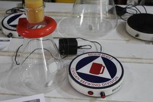 lot 242 image: Yeast Starter - 2000ml Flask, Weight, Stir Bar, Northern Brewers Stir Plate