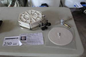lot 250 image: Leakproof Ball Lock WineBeer Plate Filter with Extra Filters