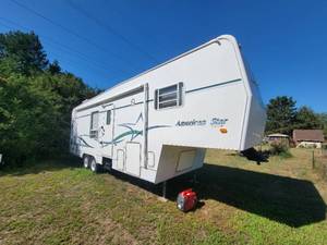 2000 Newmar American Star camper