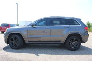 2015 Jeep Grand Cherokee Laredo - 1 OWNER - 4X4