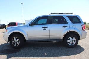 2010 Ford Escape XLT - 2 OWNERS