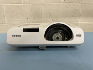 Epson PowerLite 535W Short-Throw  Wide Angle Ultra Bright WXGA Widescreen 3LCD Projector System