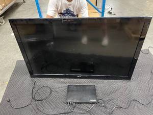 LG Class 1080p 120Hz 47CS570 LCD 1080p LCD Television  TV  Display