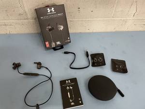 JBL  Under Armour Sport Wireless React Wireless Bluetooth Sports Headphones  Buds