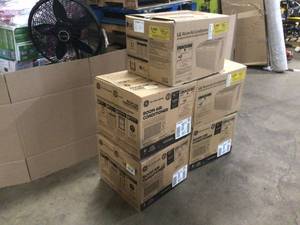 LG Electronics 5,000 BTU 115-Volt Window Air Conditioner LW5016 in White Customer Returns See Term on Auction