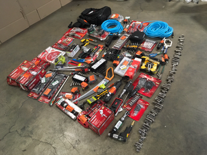 Mix lot of Husky Hand tools Hardware - Customer Returns - Review all pictures