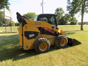 2011 Caterpillar 262C 2sp, Loader & Bucket