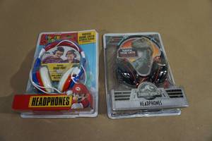 lot 77 image: Parental Volume Limiting Headphones - Jurassic World, Mario