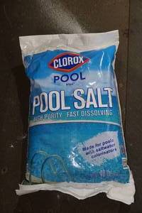 lot 94 image: Clorox Pool and Spa Fast Dissolving Salt