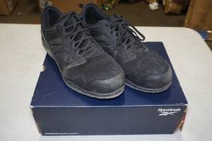 lot 52 image: Reebok Z Print Work Shoes - Mens 14