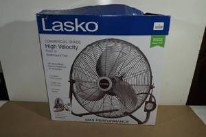 lot 114 image: Lasko Commercial Grade High Velocity Fan - MISSING STAND