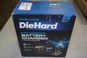lot 123 image: Die Hard 80 Amp Automatic Battery Charger