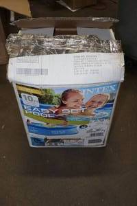 lot 152 image: Intex 10 x 30 Easy Set Swimming Pool