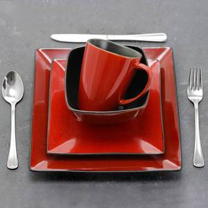 lot 181 image: Elama Harland Dinnerware with a Cupcake Baking Pan