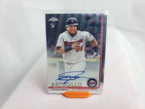 lot 80 image: Willians Astudillo Autograph Rookie Card Topps Chrome RA-WA