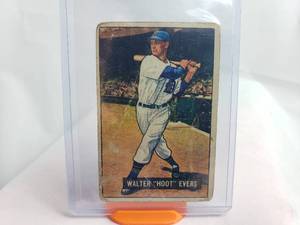 lot 84 image: Vintage Walter Hoot Evers No. 23 in the 1951 Series by Bowman Gum, Inc