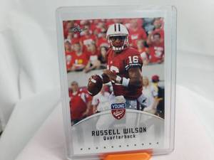 lot 119 image: Russell Wilson Leaf Young Stars Rookie Card