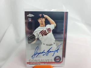 lot 44 image: Stephen Gonsalves Rookie Autograph Topps Chrome RA-SG