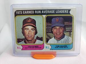 lot 37 image: 1973 Earned Run Average Leaders Jim Palmer, Tom Seaver Topps No. 206