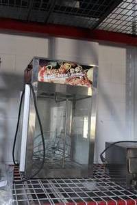 lot 176 image: Food Warmer  Display