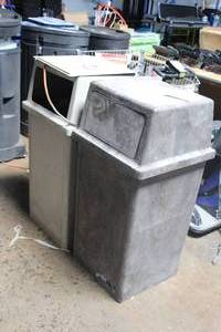 lot 379 image: Lot of (2) Rubbermaid Commercial Plastic Trash Bins