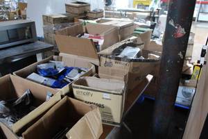 lot 394 image: Lot of (1 Pallet) Misc. Items