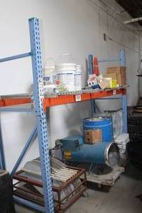 lot 1 image: Pallet Racking - (2) Uprights, (2) Cross Beams, (2) Grates