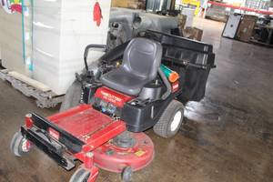 lot 3 image: Toro 74627 Timecutter SS 4235 42  4 Deep Top Discharge Kohler Courage 725cc 20hp Zero Turn Rider Lawn Mower