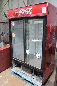 lot 21 image: Beverage-air MT45 All Purpose Cold Commercial Beverage Cooler