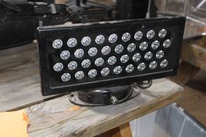 lot 74C image: DJ Lighting LED Multilight Spot