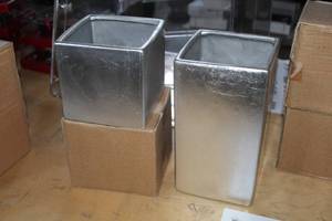 lot 114 image: Lot of (3) Ceramic Vases - 10 Rectangle (x1), 6 Square (x2)