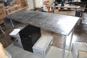 lot 137 image: 6 NSF Prep Table