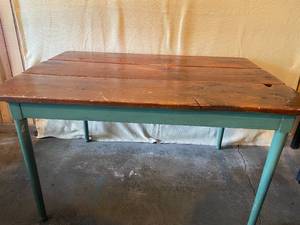 Farm-style Table