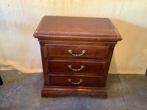 3-Drawer Chest