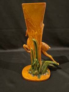 lot 103 image: Royal Haeger Leaping Gazelle Vase R706