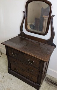 lot 76 image: Antique 3-Drawer Dresser with Mirror