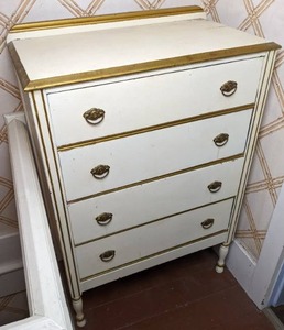lot 84 image: Vintage Gold & White 4-Drawer Chest of Drawers