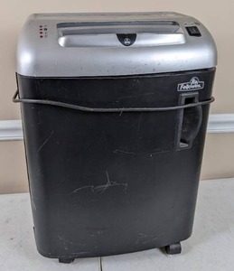 lot 91 image: Fellowes Powershred SB-87Cs Cross-Cut Shredder