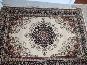 lot 45 image: Oriental Weavers of America Area Rug Mia Beige 5 x 72
