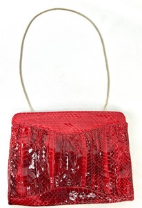 lot 61 image: Lou-Ran Red Snakeskin Clutch