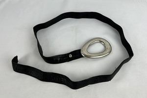 lot 102 image: Alexis Kirk Black Leather Skinny Strap Silver Belt