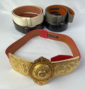 lot 174 image: Vintage Alexis Kirk Snakeskin Adjustable Belt with Four Belt Replacements in Various Colors